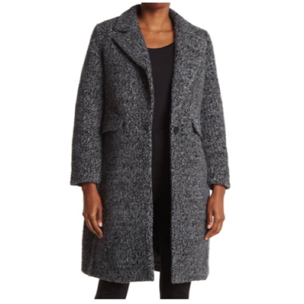 LOVE TOKEN
Millan Coat In Black Size L brand new with no tag